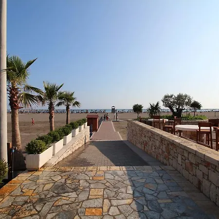 As Hotel Velipojë